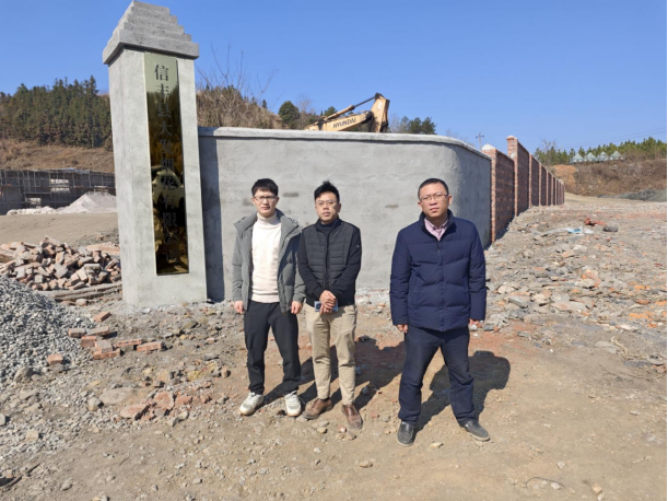 1740018477129046.jpg 1740018446357.jpg